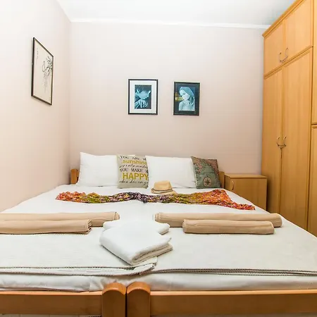 Sega Adzic Apartament Budva