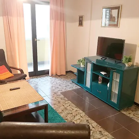 Apartament Sega Adzic *